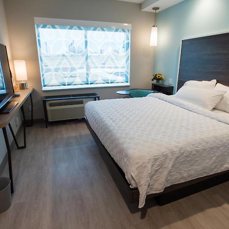 Tru By Hilton Cedar Rapids Westdale Hotel Kültér fotó